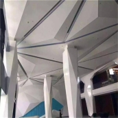 ��ǽ����������