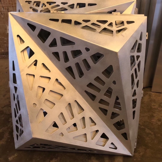 ���׵�������